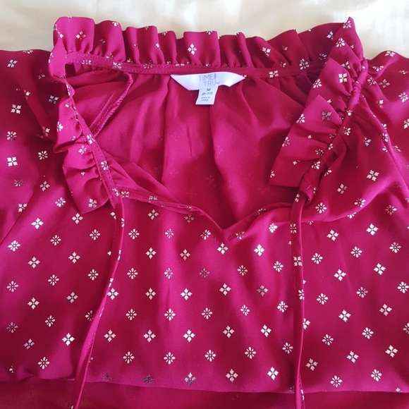 Red and gold blouse - Picture 2 of 5